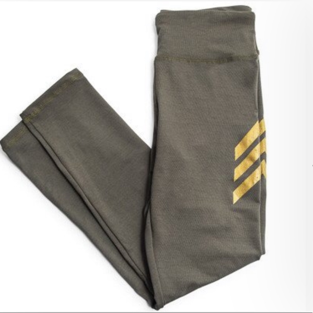 Army green workout leggings Never worn